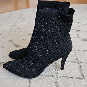 Elegant Black Women's Heeled Boots